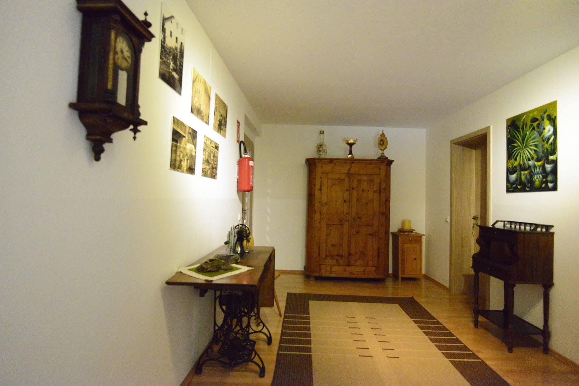 Gaestehaus Zwischenberger オーバーフェラッハ エクステリア 写真